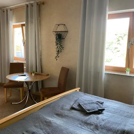 Rooms4ring Am Nurburgring Guest house *